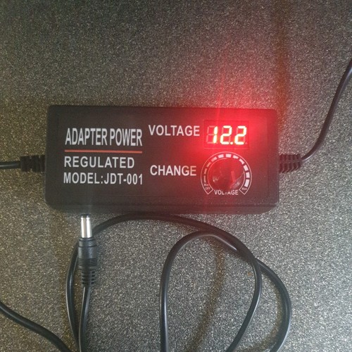 Power adapter regulated model - regulated,