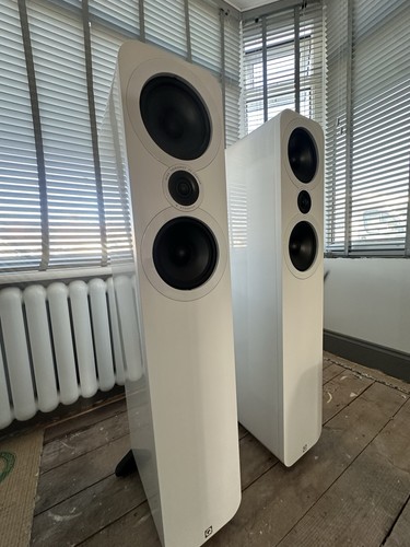 Acoustics 3050 gloss white - q,
