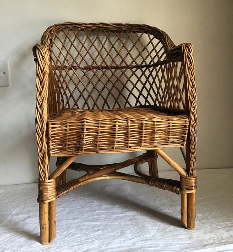 Child vintage wicker - child’s,