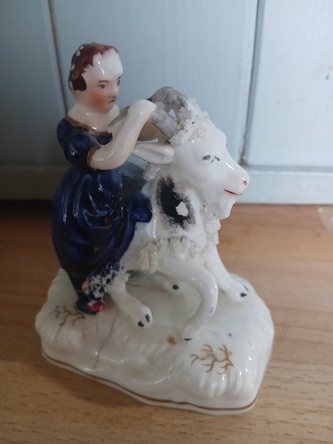 Antique early staffordshire - antique,