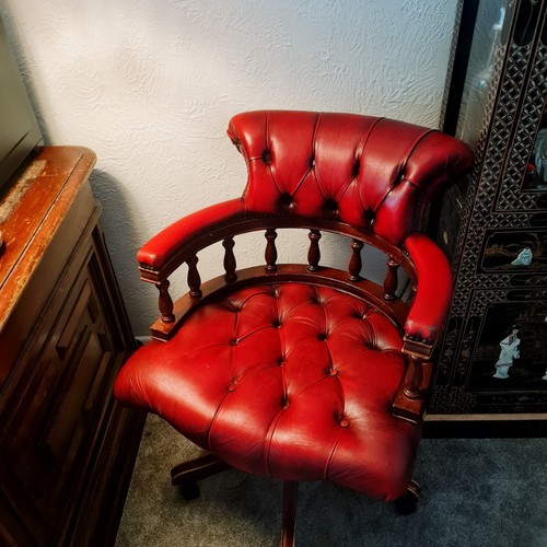 Oxblood chesterfield captains - oxblood,