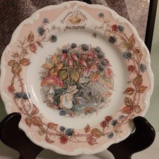 Vintage Royal Doulton Decorative Plate Brambly Hedge "Autumn" 8 1/4 inch (1982)