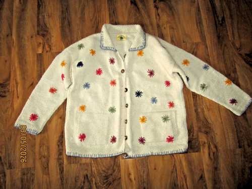 Pachamama 100 wool - 100%, handmade