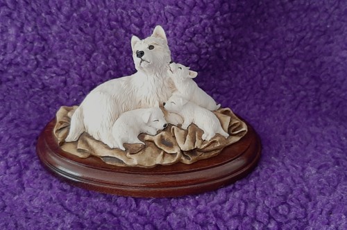 Westie figurine mum with - with, three