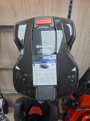 Brand new husqvarna 305 - brand,