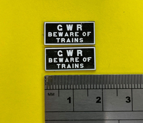 Gauge 7mm model railway twin - o,