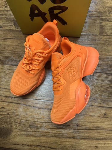 Zumba air stomp - zumba, remix
