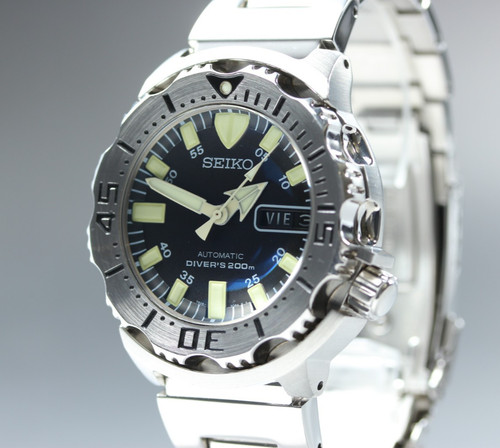 Near mint black - mint+],