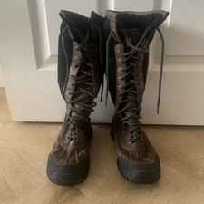 UGG Adirondack III Tall