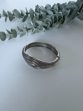 Ladies Buckingham silver tone