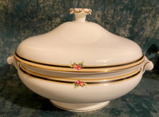 Wedgewood Clio fine bone china
