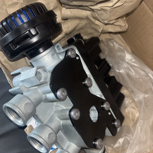 Wabco 4728800000 solenoid - solenoid, air
