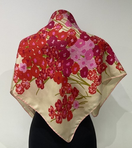 Gorgeous vintage cream soft - gorgeous,