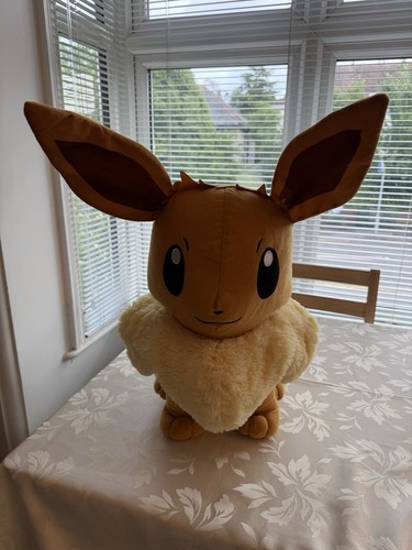 Official pokémon eevee 22in - pokémon,