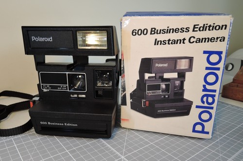 Vintage polaroid 600 - 600, business