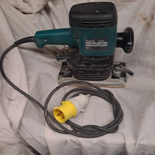 Makita 9046 sheet orbital - 1/2,
