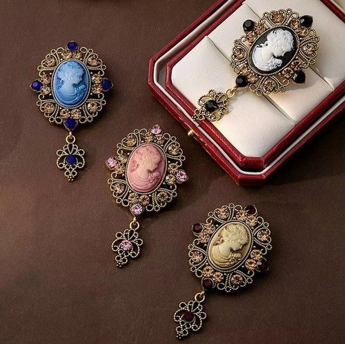 Vintage style cameo - style, brooch