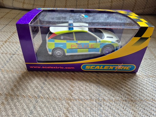 Scalextric ford focus police - scalextric,