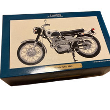 EBBRO 1/10 Scale Honda CL72 1962 Die-Cast Motorcycle Model Silver from Japan