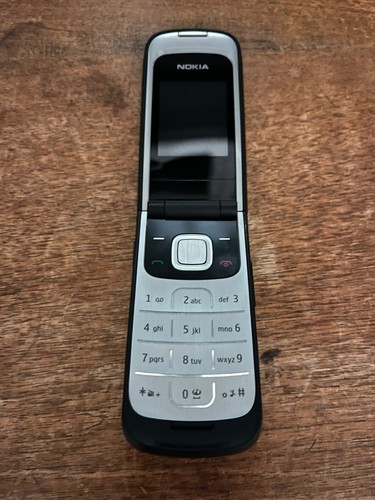 Nokia 2720e retro - retro, folding