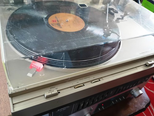 Rare vintage turntable - vintage,