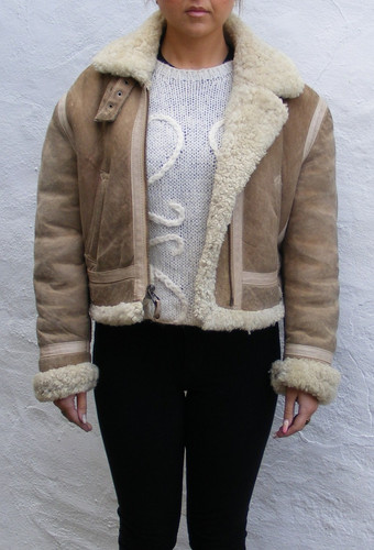 Vtg ladies sheepskin shearling