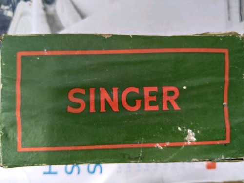 Vintage singer sewing - singer, machine