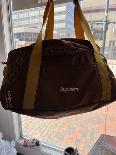 Supreme duffle bag - supreme,