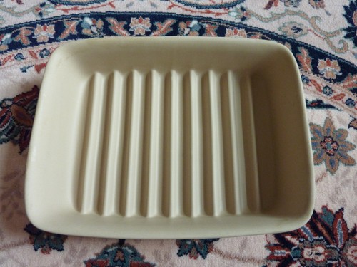 The pampered chef - chef, stoneware