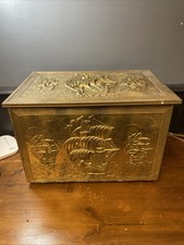 VINTAGE/ANTIQUE WOOD & BRASS