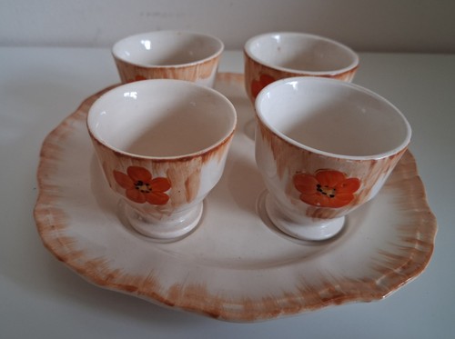 Swinnertons egg cups plate - swinnertons, &