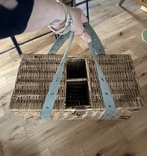 Vintage Wicker Picnic Basket