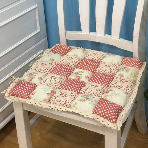 Patchwork chair pad with - pad, ties