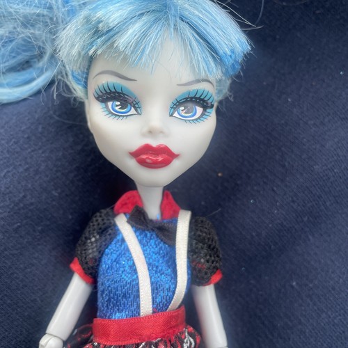 Monster high doll ghoulia - monster,