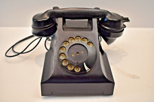 Vintage Bakelite ITI Telephone