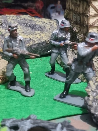 Airfix german infantry - airfix, 1:32