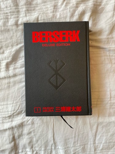 Berserk deluxe edition volume - edition,