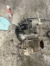 VOLKSWAGEN GOLF 2.0 TDI 6