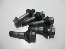 Rear Wheel Mounting Bolts Set