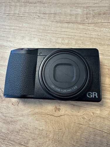 Ricoh iiix 24mp - ricoh,