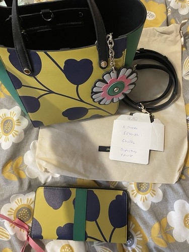 Bnwt rare ltd - rare, ed