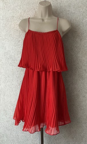 Zara size red pleated tier - red, 2