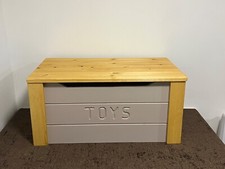 PERSONALISED toy box wood