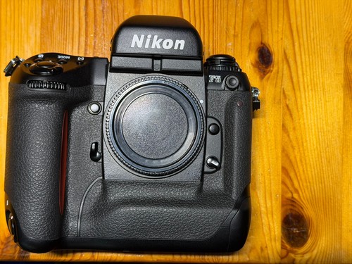 Top mint box nikon - box],
