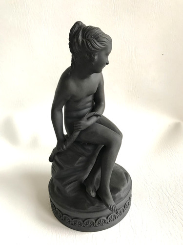 Wedgwood black basalt figure - wedgwood,