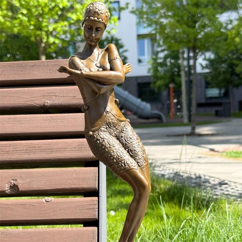 Bronze woman statue sculpture - woman,