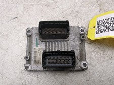 2005 VAUXHALL CORSA LIFE TWINPORT Engine ECU 