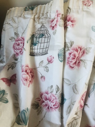 Stunning birdcage floral - stunning,