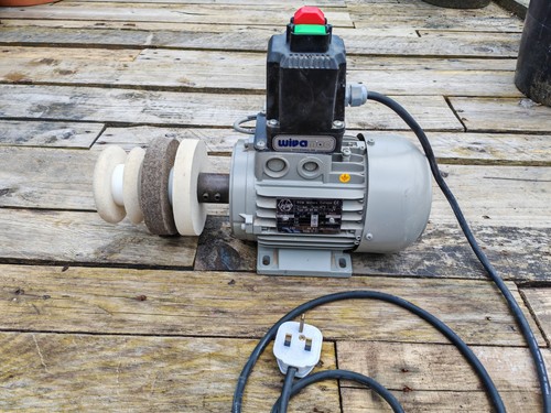 Sharpening machine with - , four