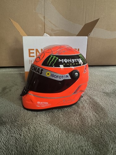Formula scale helmet - 1, 1/2